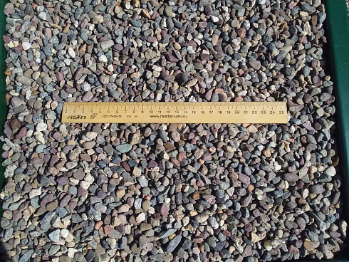Kamenclub.ru: Галька речная окат цветная фр.5-10 мм. купить  в Самаре галька речная белый, серый, красноватый, синий, темно-серый речная окатанная галька декоративная 6800 руб/т   фото КАМЕНЬ КЛУБ