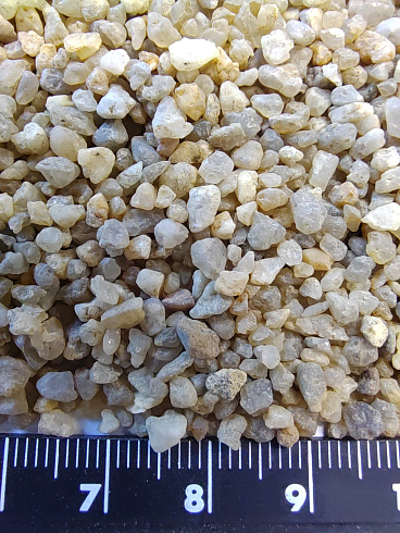 Кварцевый песок для водоподготовки фр. 1,6-3 мм.  купить в Самаре фото Камень Клуб