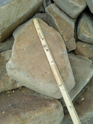 Kamenclub.ru: Песчаник для мощения дорожек, площадок, парковок ( фр 5-10 см)  купить в Самаре песчаник  серый желтый коричневый рыжий песчаник оголтованный окатанный 6500 руб/т   фото КАМЕНЬ КЛУБ