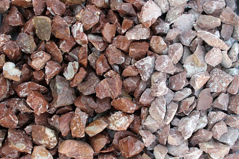 Kamenclub.ru: Мраморная крошка (щебень крошка розовый) фр. 20-40 мм.  купить в Самаре мрамор розовый, красный мраморная крошка декоративная 11000 руб/т   фото КАМЕНЬ КЛУБ