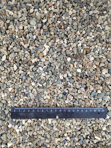 Kamenclub.ru: Галька речная окат (серая) фр.5-10 мм купить  в Самаре галька речная серая, серый, темно-серый, светло-серый, коричневый речная окатанная галька декоративная ландшатфная 5000 руб/т   фото КАМЕНЬ КЛУБ