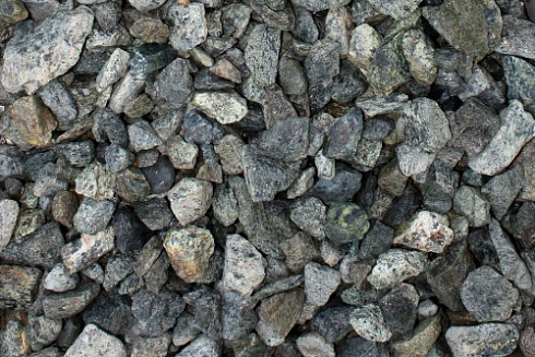 Kamenclub.ru: Щебень крошка зеленый (змеевик) фр. 3-5 мм  купить в Самаре камень змеевик зеленый, салатовый светло-зеленый мраморная каменная декоративная крошка 9000 руб/т   фото КАМЕНЬ КЛУБ