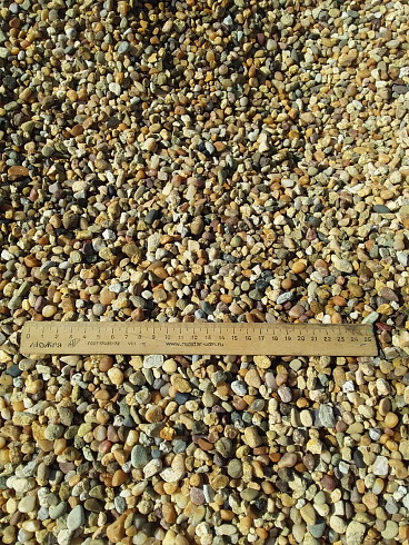 Kamenclub.ru: Галька окат (серо-желтая) фр.5-10 мм. купить  в Самаре галька речная рыжий, желтый, рыжий, серо-желтый речная окатанная галька декоративная 5000 руб/т   фото КАМЕНЬ КЛУБ
