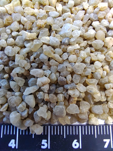 Кварцевый песок для водоподготовки фр. 1,6-3 мм.  купить в Самаре фото Камень Клуб