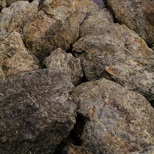 фото Змеевик салатовый  (фр. 70-100 мм)  купить в Самаре в интернет-портале КАМЕНЬ КЛУБ