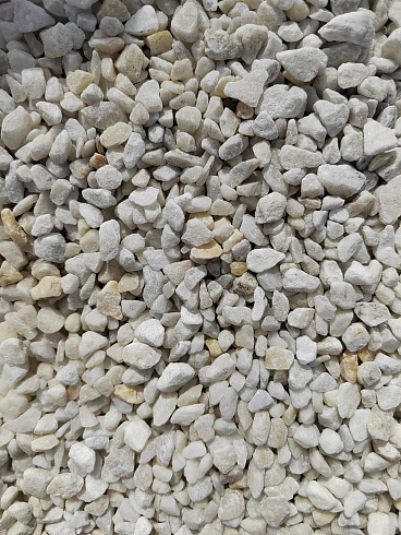 Kamenclub.ru: Мраморная крошка, щебень, цвет-белый, фр. 5-10 мм.  купить в Самаре мрамор белый, айвори, молочный мраморная каменная крошка ландшафтная 12000 руб/т   фото КАМЕНЬ КЛУБ
