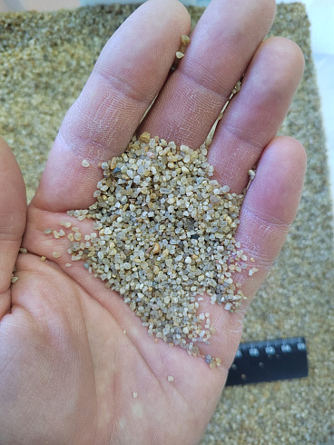 Кварцевый песок для площадок фр. 0,8 - 2 мм.  купить в Самаре фото Камень Клуб