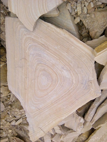 Kamenclub.ru: Форматный камень (плаха) пошаговая дорожка от 70-150 см (4 -12 см)  купить в Самаре плитняк  форматный плаха желтый песчаник 9 000 руб/т   фото КАМЕНЬ КЛУБ