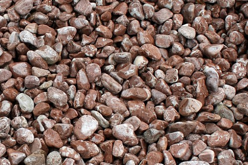 Kamenclub.ru: Мраморная крошка (щебень галтованный розовый) фр.40-70 мм.  купить в Самаре мрамор розовый, красный галтовка мраморная щебня 15000 руб/т   фото КАМЕНЬ КЛУБ