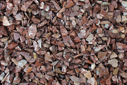 Kamenclub.ru: Мраморная крошка (щебень крошка розовый) фр. 3-5 мм.  купить в Самаре мрамор розовый, красный декоративная ландшафтная мраморная крошка 11500 руб/т   фото КАМЕНЬ КЛУБ