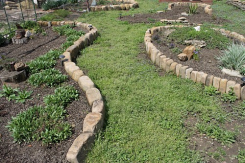 Kamenclub.ru: Песчаник для строительства и кладки блочный (фр 100-200 мм)  купить в Самаре песчаник бежевый серый рыжий валун мелкий для строительства песчаник 6500 руб/т   фото КАМЕНЬ КЛУБ