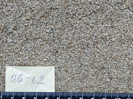 Кварцевый песок для площадок фр. 0,6-1,2 мм.  купить в Самаре фото Камень Клуб