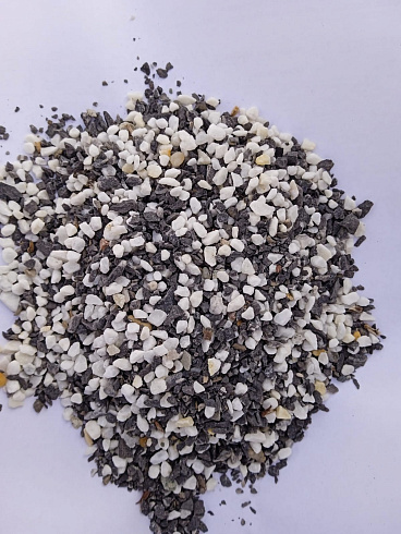 Kamenclub.ru: Мраморная крошка (щебень крошка микс: белый-зеленый-розовый) фр. 3-5 мм.  купить в Самаре мрамор белый, зеленый, розовый мраморная декоративная крошка каменная 12000 руб/т   фото КАМЕНЬ КЛУБ